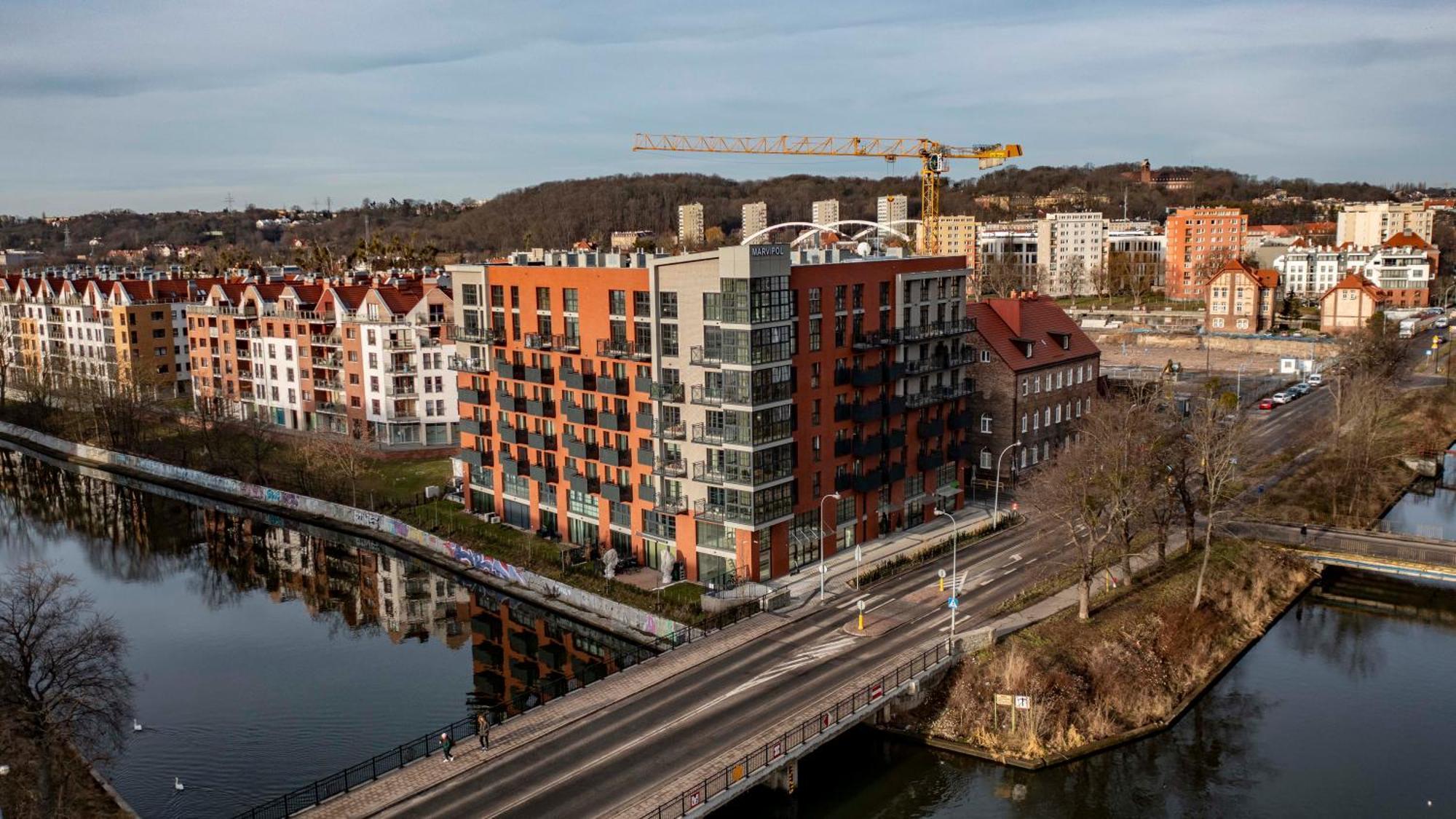 River View Downtown With Balcony Apartment